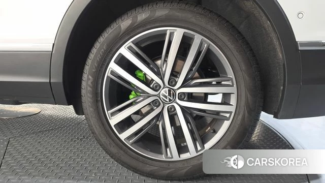 Volkswagen Tiguan Allspace id 4360617 из Кореи 14