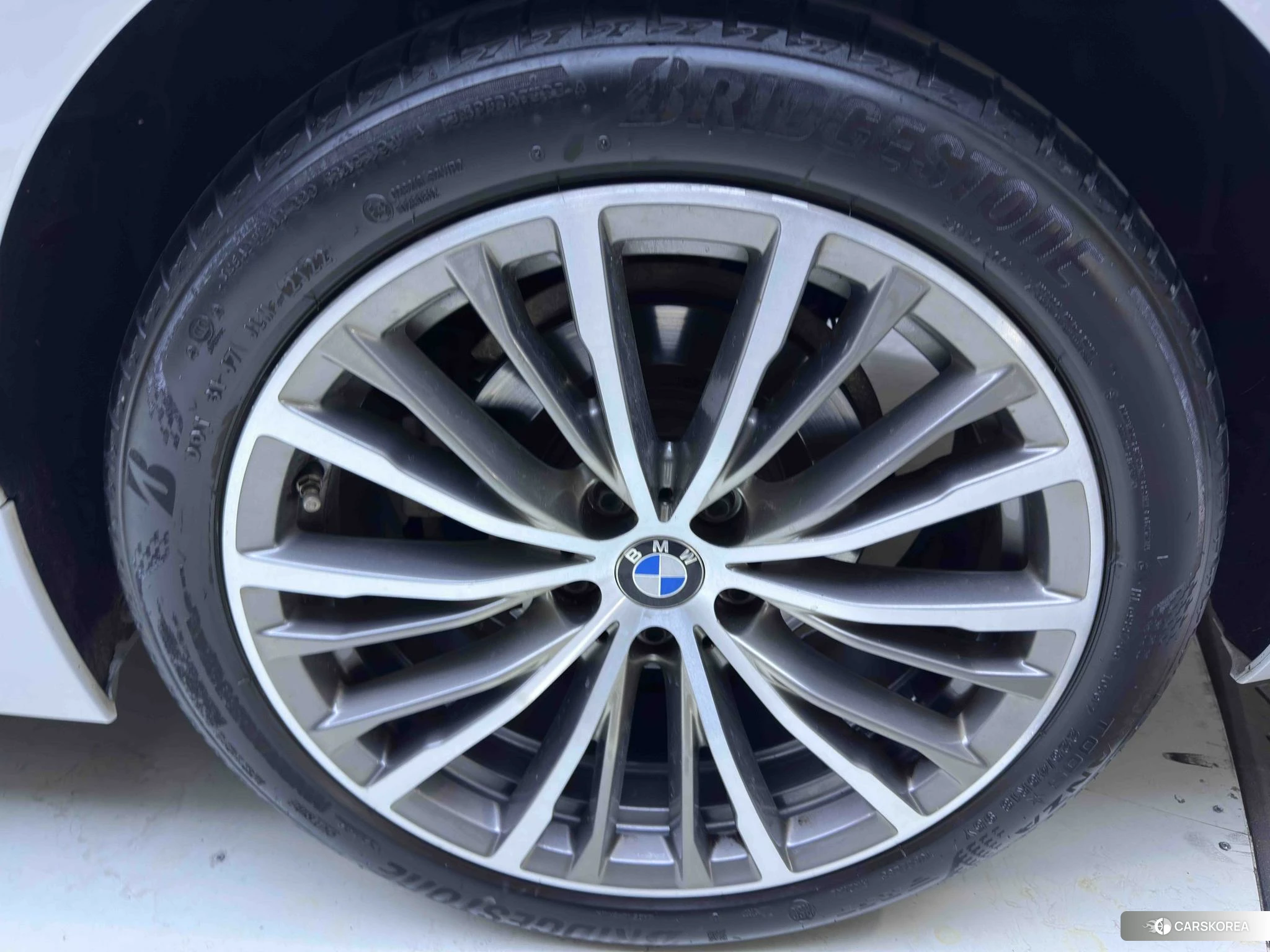 BMW 3 series id 4461624 из Китая 14