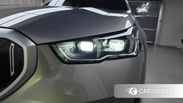 BMW 5 Series (G60) id 4578595 из Кореи 14