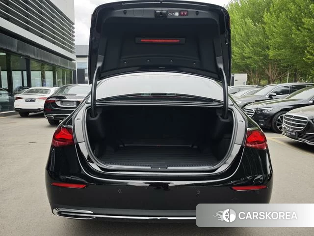 Mercedes-Benz E-class id 4366003 из Китая 14