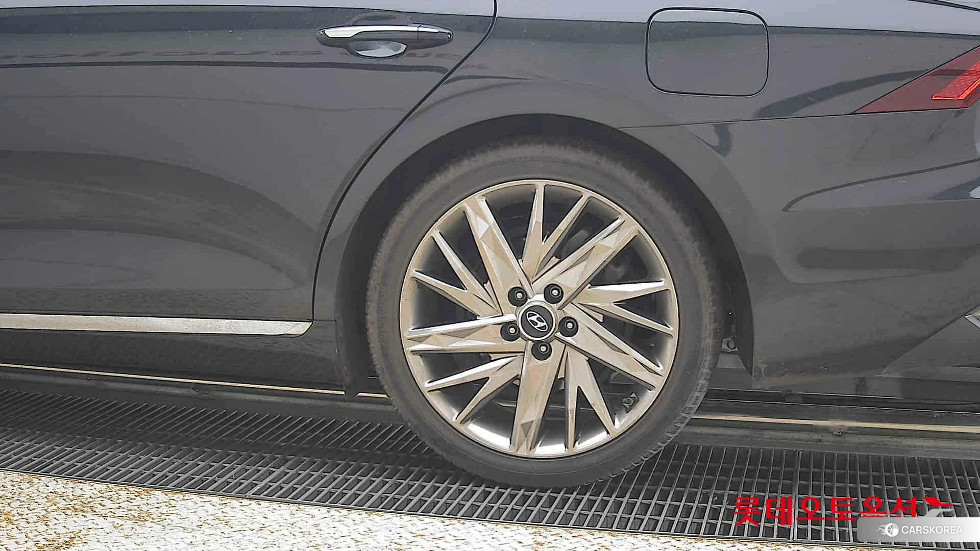 Hyundai Grandeur id 4909192 из Кореи 14