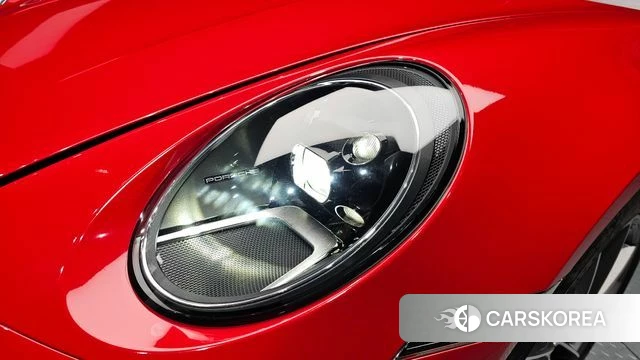 Porsche 911(992) id 4303847 из Кореи 14