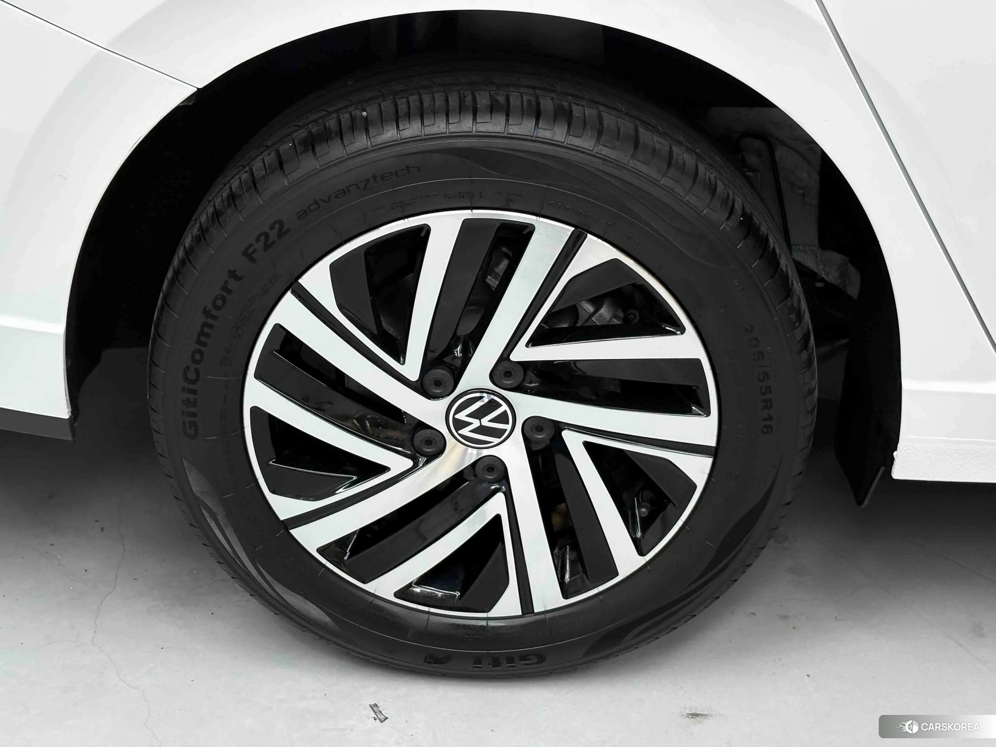 Volkswagen Lavida id 4441026 из Китая 14
