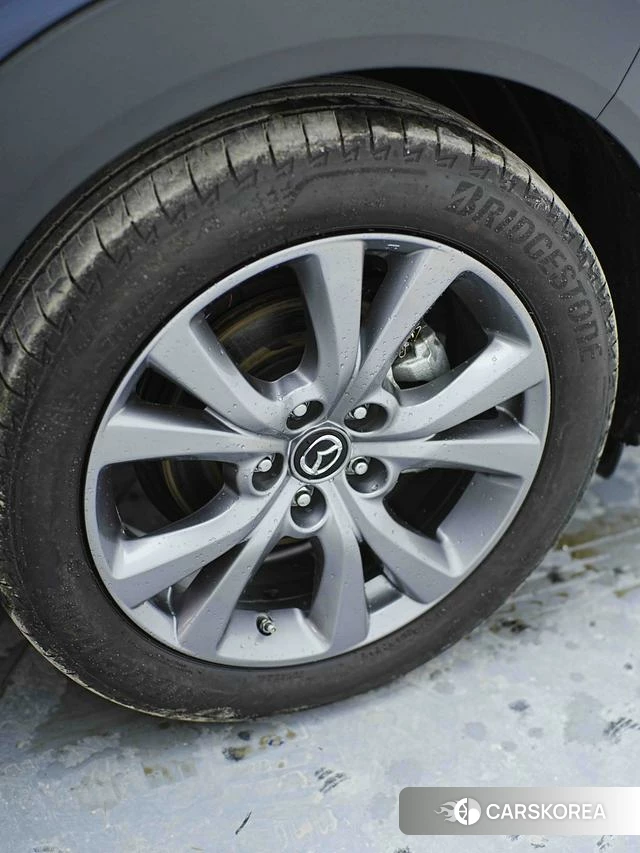 Mazda CX-30 id 4279338 из Китая 14