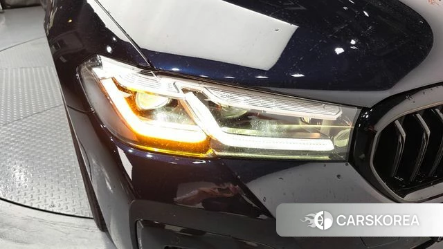 BMW 5 Series (G30) id 4528352 из Кореи 14