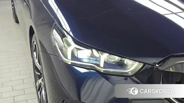 BMW 5 Series (G60) id 4570970 из Кореи 14