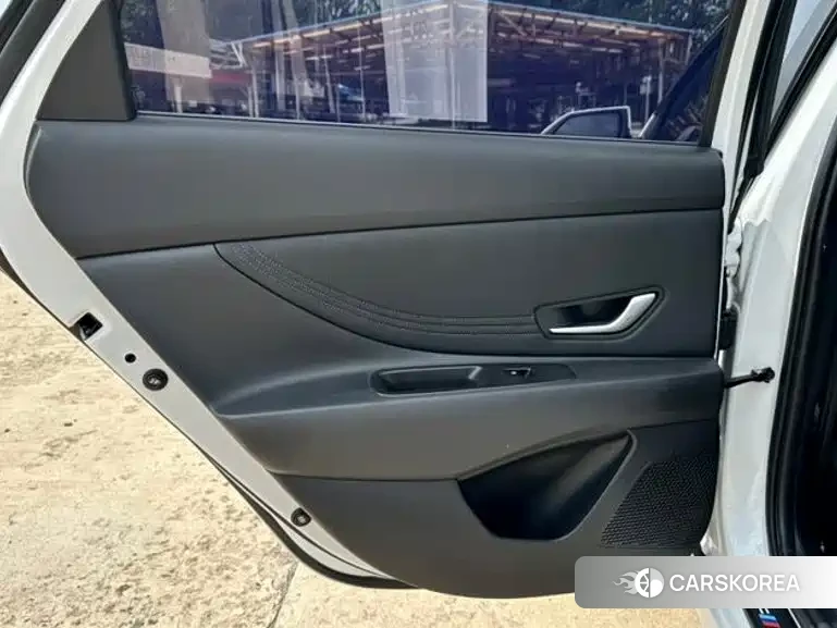 Hyundai Elantra id 4628163 из Китая 14