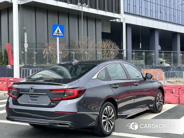 Honda Accord id 4276679 из Китая 14