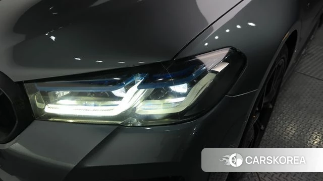 BMW 5 Series (G30) id 4372076 из Кореи 14