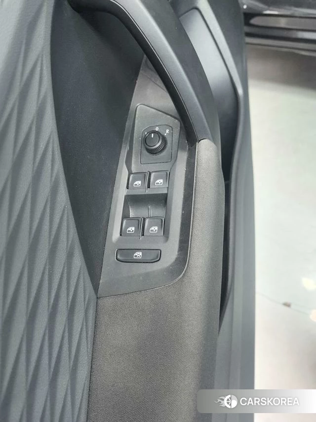 Volkswagen Tuyue id 4256031 из Китая 14