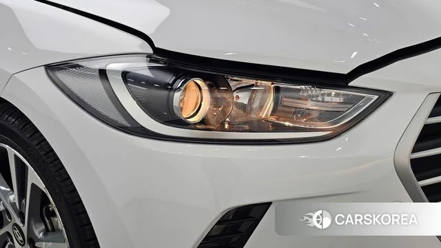 Hyundai Avante AD id 4900880 из Кореи 14