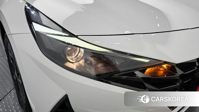 Hyundai Avante Hybrid (CN7) id 4917105 из Кореи 14