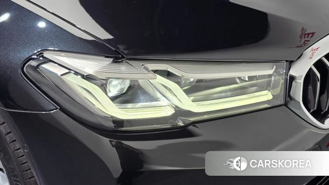 BMW 5 Series (G30) id 4632351 из Кореи 14