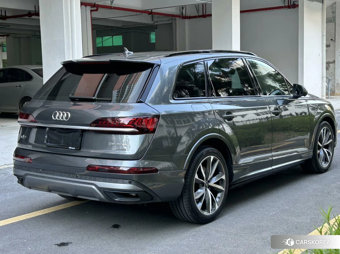 Audi Q7 id 4419540 из Китая 14