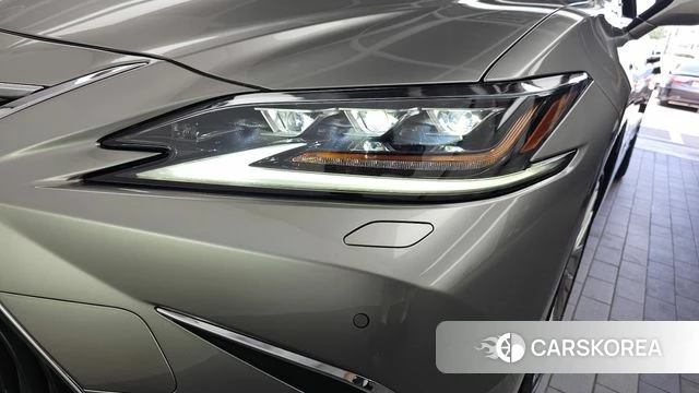 Lexus ES300h 7th generation id 4445216 из Кореи 14
