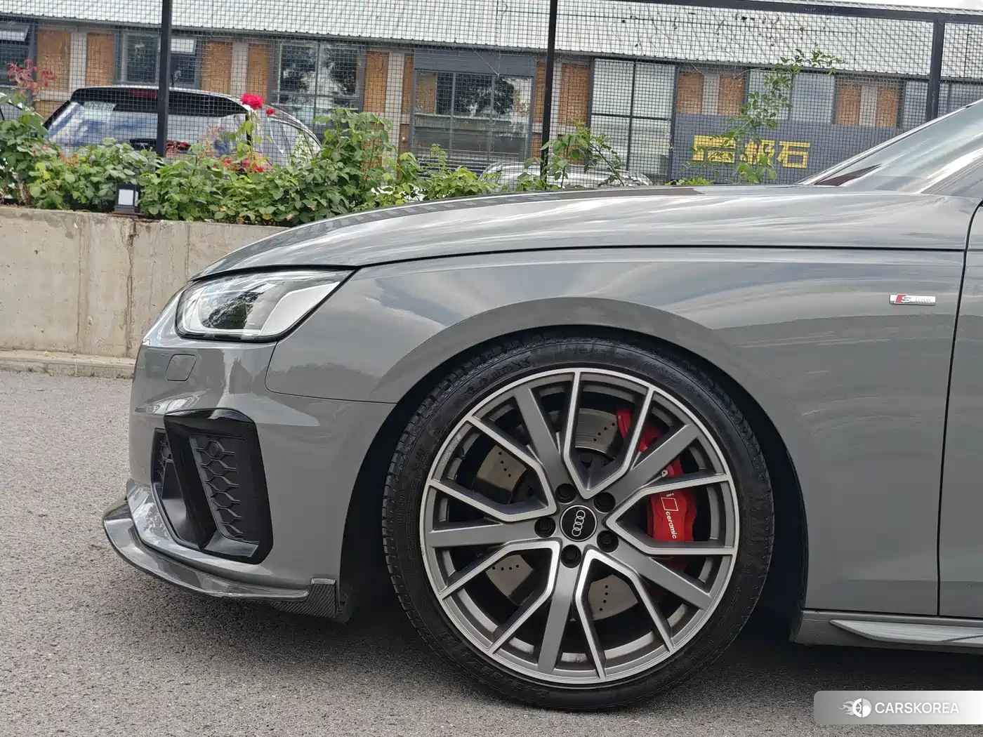Audi A4L id 4600922 из Китая 14