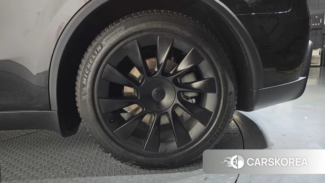 Tesla Model Y id 4523089 из Кореи 14