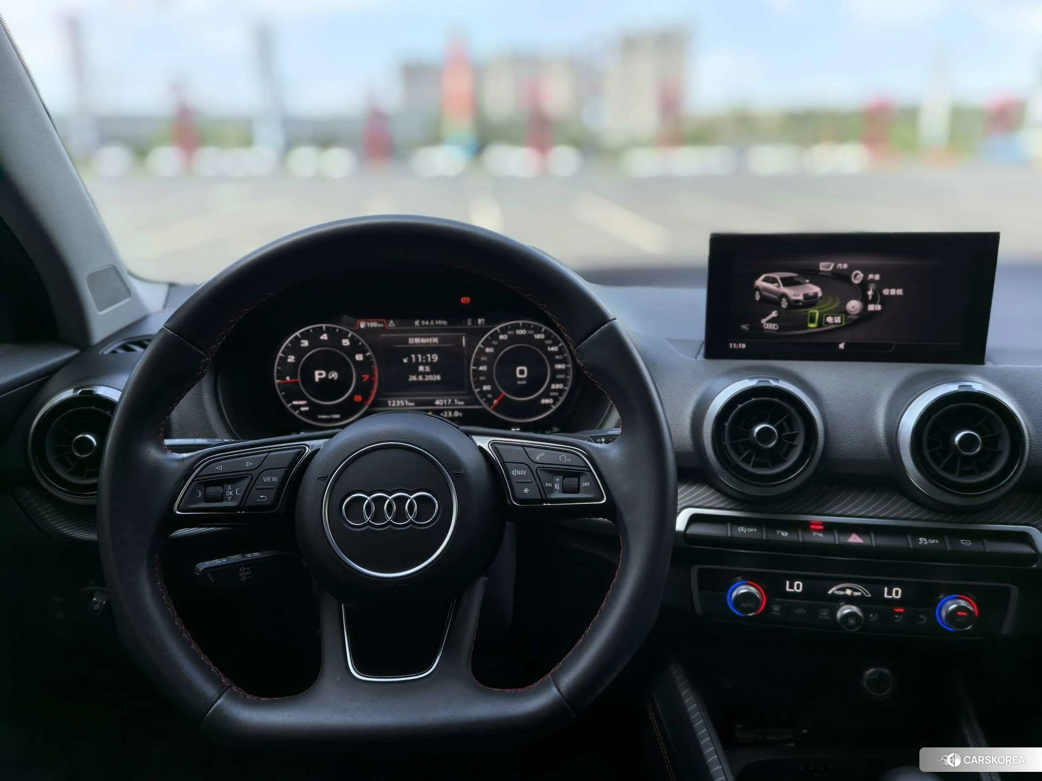 Audi Q2L id 4510314 из Китая 14