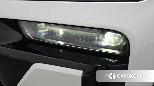 BMW 7 Series (G70) id 4280866 из Кореи 14