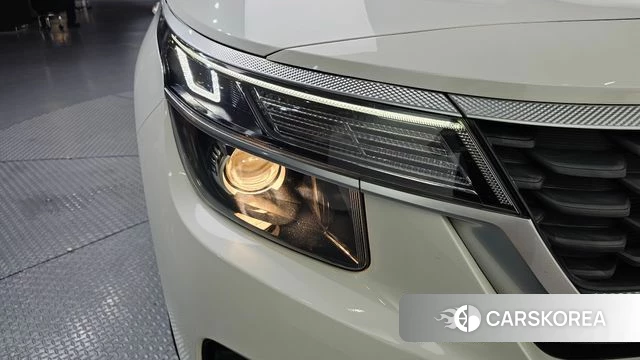 Kia Seltos id 4572981 из Кореи 14