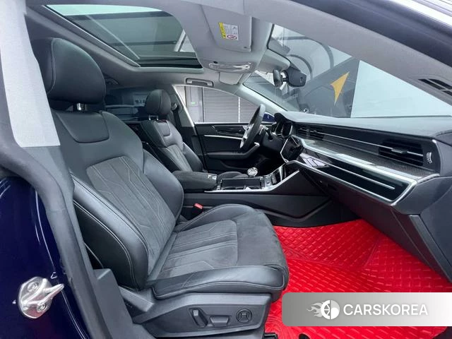 Audi A7L id 4207860 из Китая 14