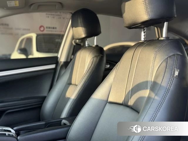 Honda Civic id 4276714 из Китая 14