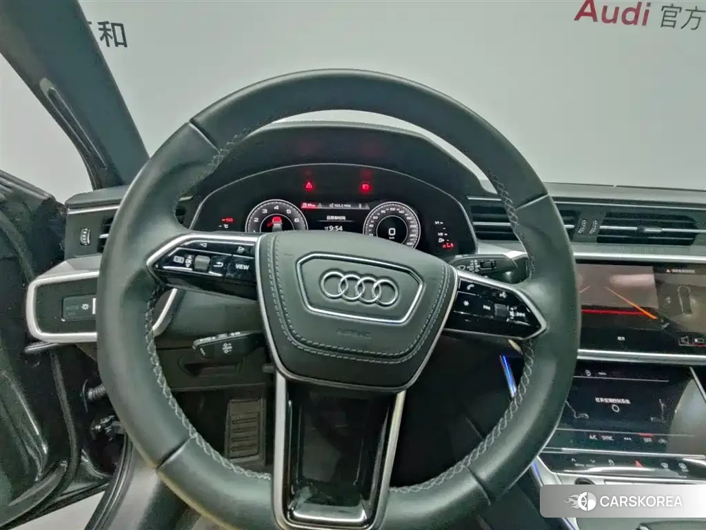 Audi A6L id 4601036 из Китая 14