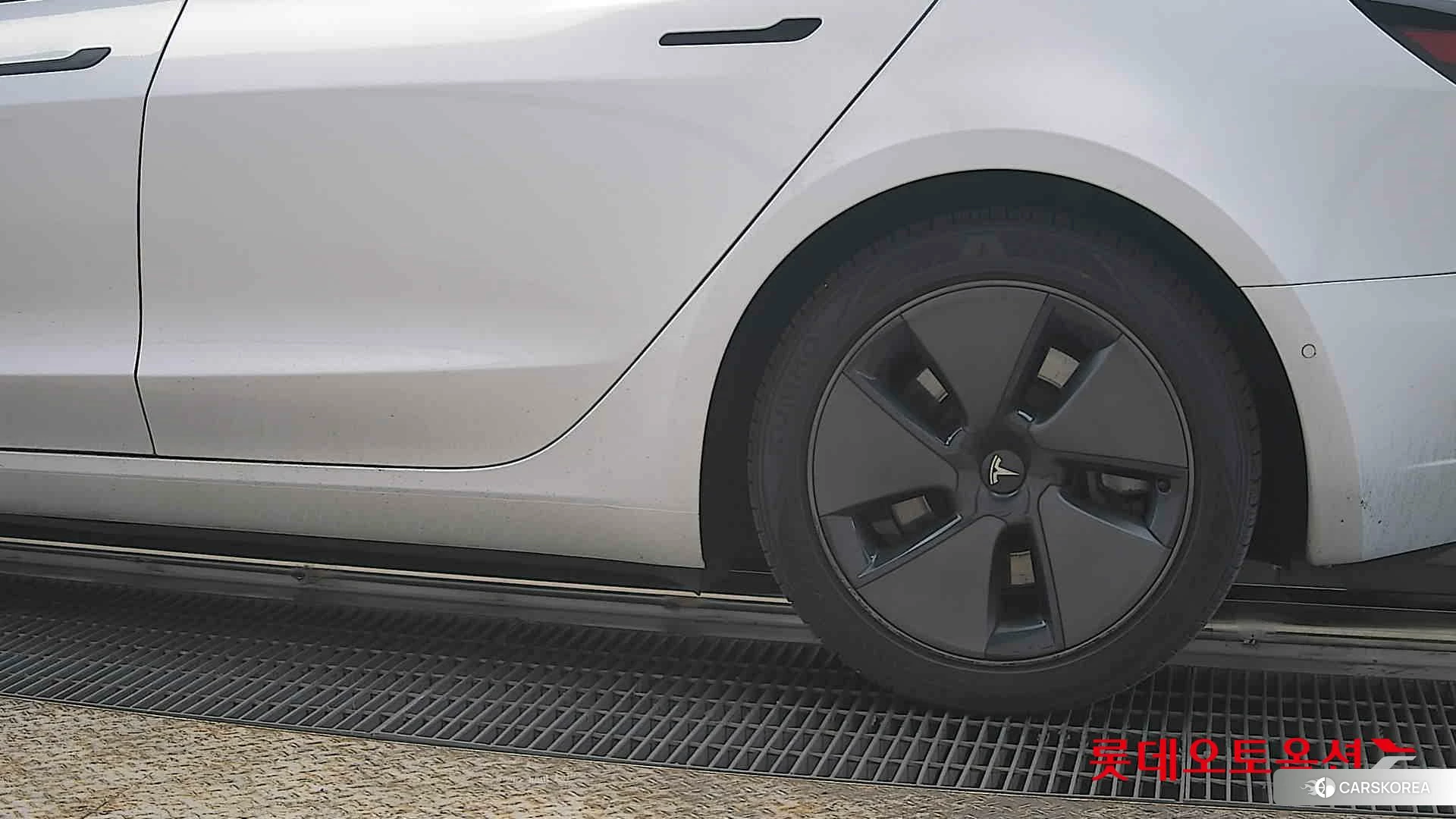 Tesla Model 3 Long Range id 3882117 из Кореи 14