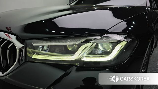 BMW 5 Series (G30) id 4202291 из Кореи 14
