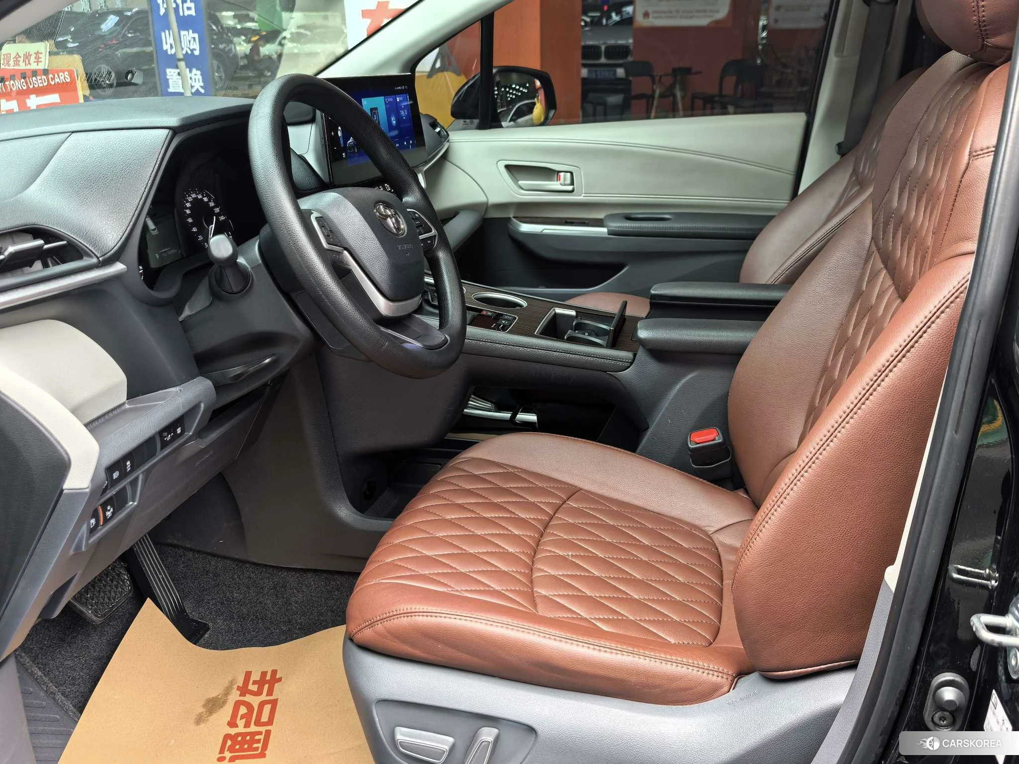 Toyota Saina id 4452296 из Китая 14