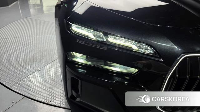 BMW 7 Series (G70) id 4223021 из Кореи 14