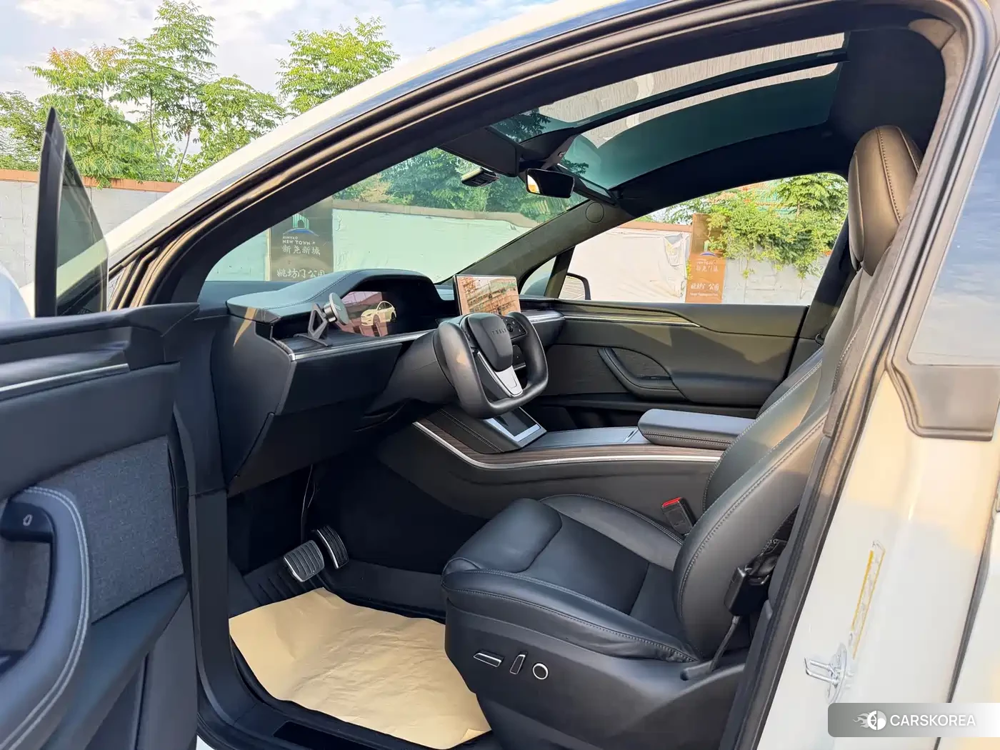 Tesla Model X id 4545634 из Китая 14
