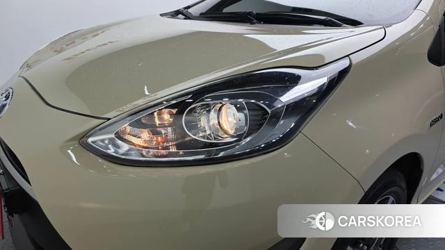 Toyota Prius C id 4285911 из Кореи 14