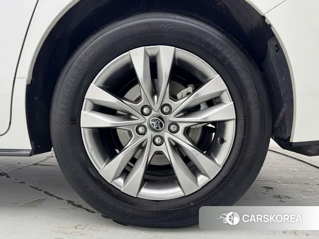 Toyota Saina id 4236631 из Китая 14