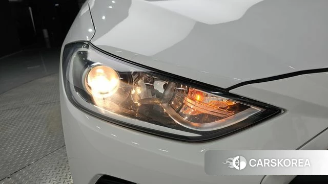 Hyundai Avante AD id 4371894 из Кореи 14