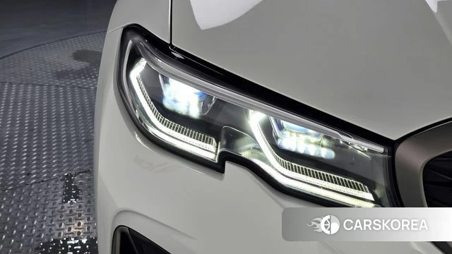 BMW 3 Series (G20) id 4670926 из Кореи 14