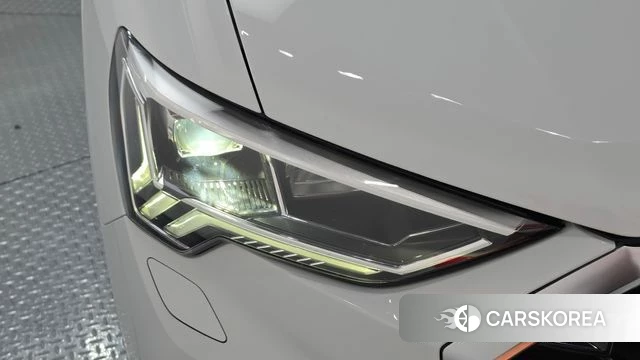 Audi Q3 (F3) id 4701845 из Кореи 14