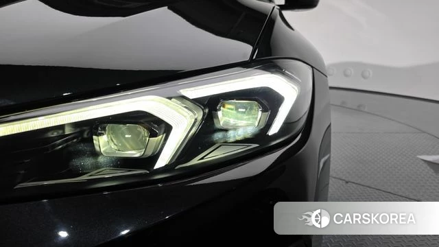 BMW 3 Series (G20) id 4281396 из Кореи 14