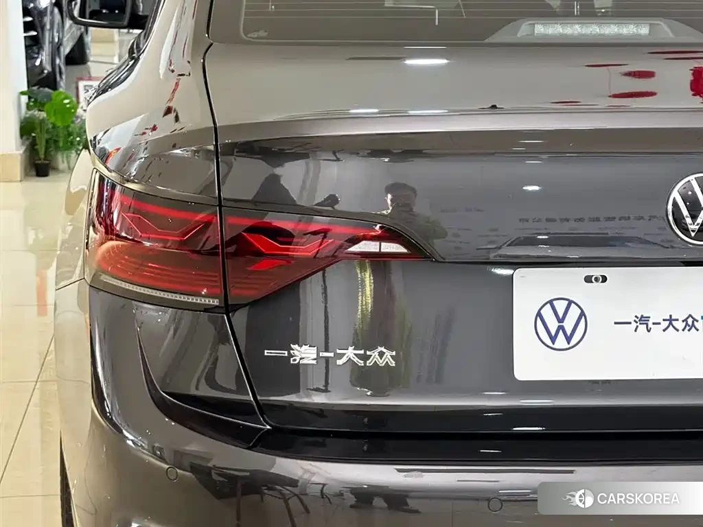 Volkswagen Sagitar id 4576320 из Китая 14