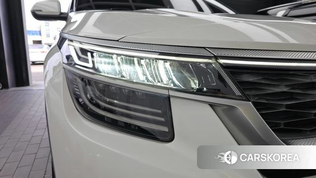 Kia Seltos id 4625639 из Кореи 14