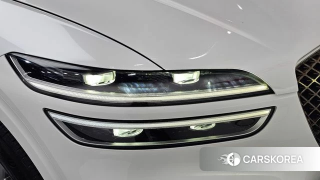 Genesis GV70 id 4500047 из Кореи 14
