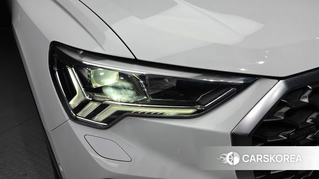 Audi Q3 (F3) id 4266709 из Кореи 14