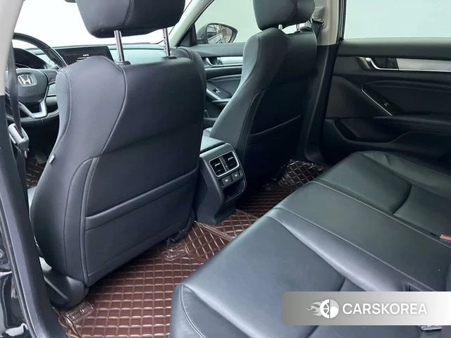 Honda Accord id 4298267 из Китая 14