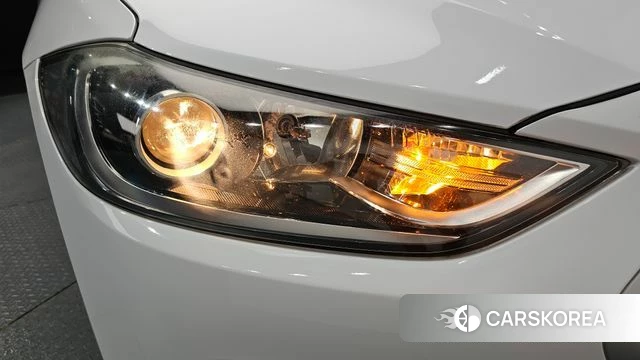 Hyundai Avante AD id 4471570 из Кореи 14