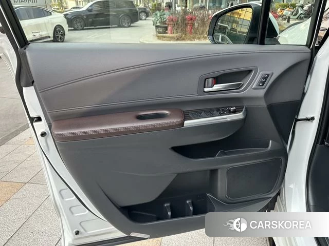 Toyota Saina id 4221082 из Китая 14