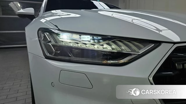 Audi A7 (4K) id 4872409 из Кореи 14