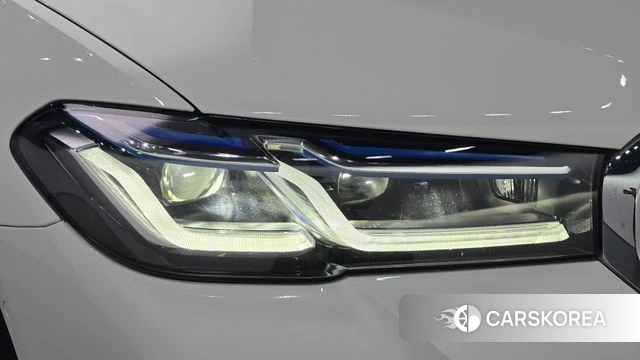 BMW 5 Series (G30) id 4848323 из Кореи 14