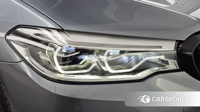 BMW 5 Series (G30) id 4568529 из Кореи 14