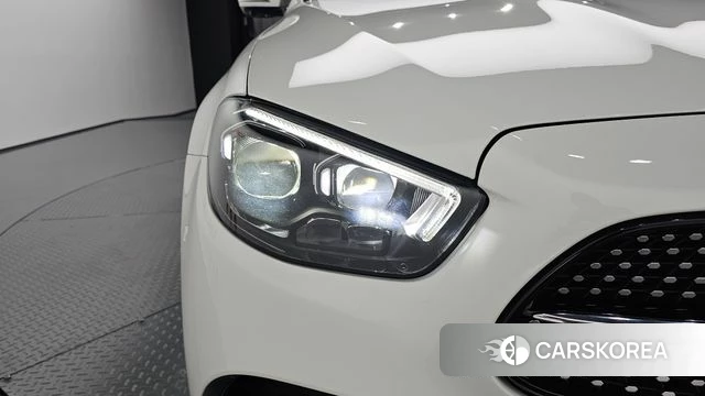 Mercedes-Benz E-Class W213 id 4726311 из Кореи 14