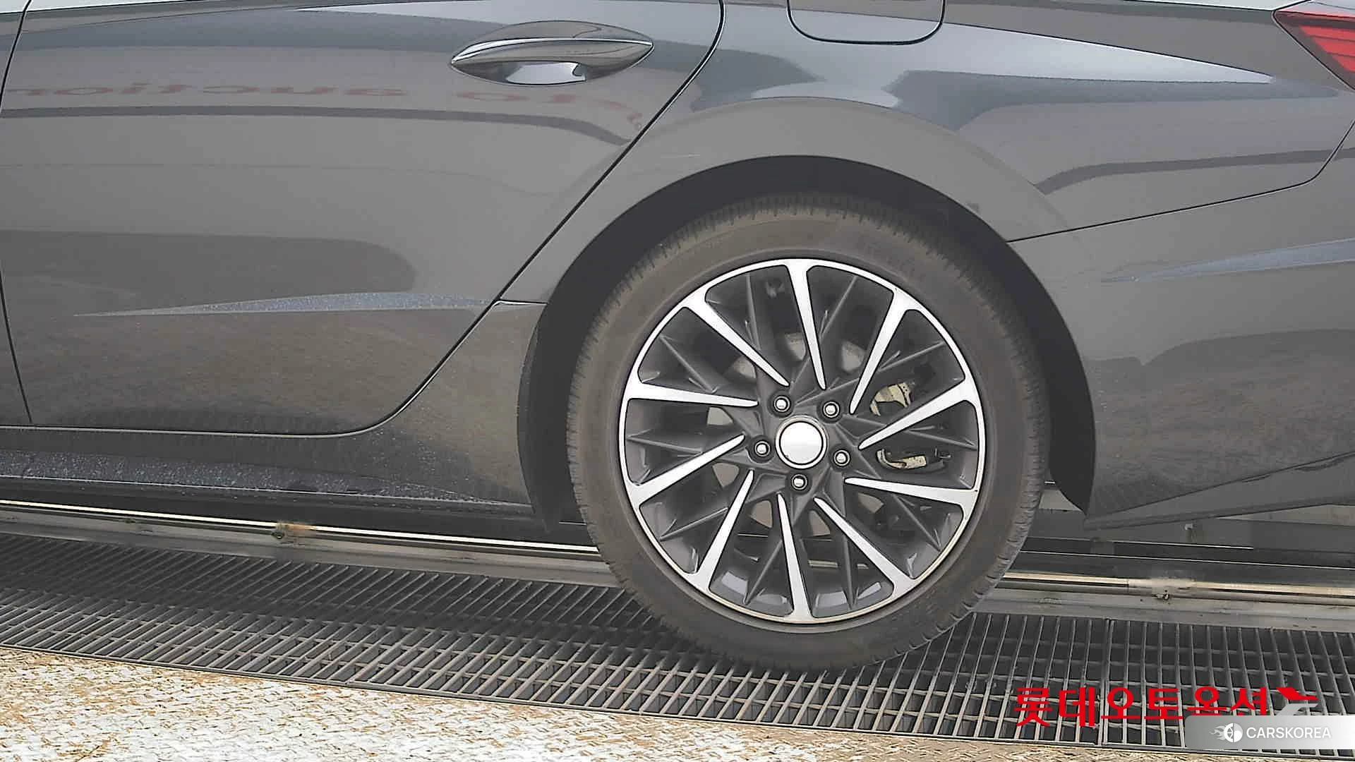 Hyundai Sonata id 3869300 из Кореи 14